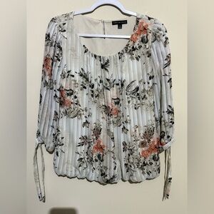 Sara Michelle Cream and Black Floral Top